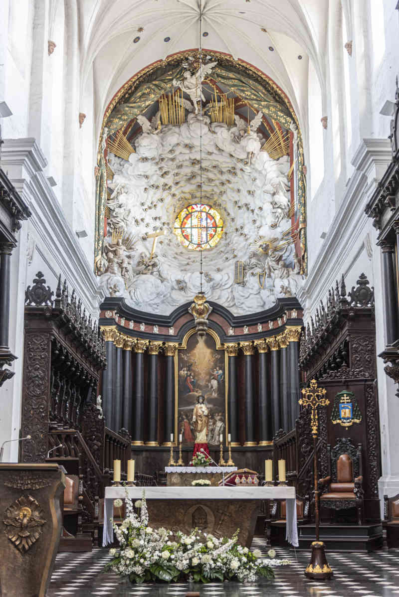 Polonia - Gdansk 167 - catedral de Oliwa.jpg